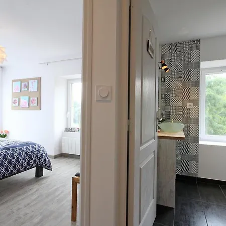 펜션 Maison Spacieux Pour Familles Avec Terrasse Et Animaux Acceptes - Fr-1-497-53 *