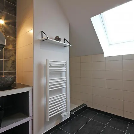Maison Spacieux Pour Familles Avec Terrasse Et Animaux Acceptes - Fr-1-497-53 Feriehus *