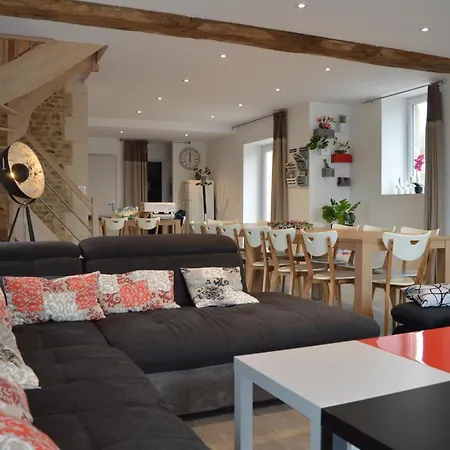 Maison Spacieux Pour Familles Avec Terrasse Et Animaux Acceptes - Fr-1-497-53 펜션 *