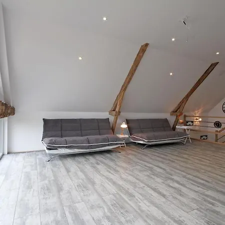 Maison Spacieux Pour Familles Avec Terrasse Et Animaux Acceptes - Fr-1-497-53 Le Cercueil
