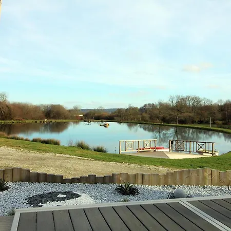 Maison Spacieux Pour Familles Avec Terrasse Et Animaux Acceptes - Fr-1-497-53 * Le Cercueil