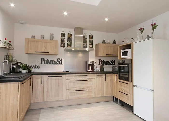 Maison Spacieux Pour Familles Avec Terrasse Et Animaux Acceptes - Fr-1-497-53 בית נופש Le Cercueil