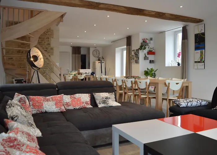 Maison Spacieux Pour Familles Avec Terrasse Et Animaux Acceptes - Fr-1-497-53 בית נופש *