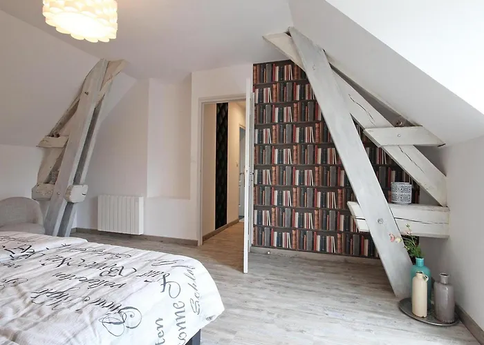 Maison Spacieux Pour Familles Avec Terrasse Et Animaux Acceptes - Fr-1-497-53 *